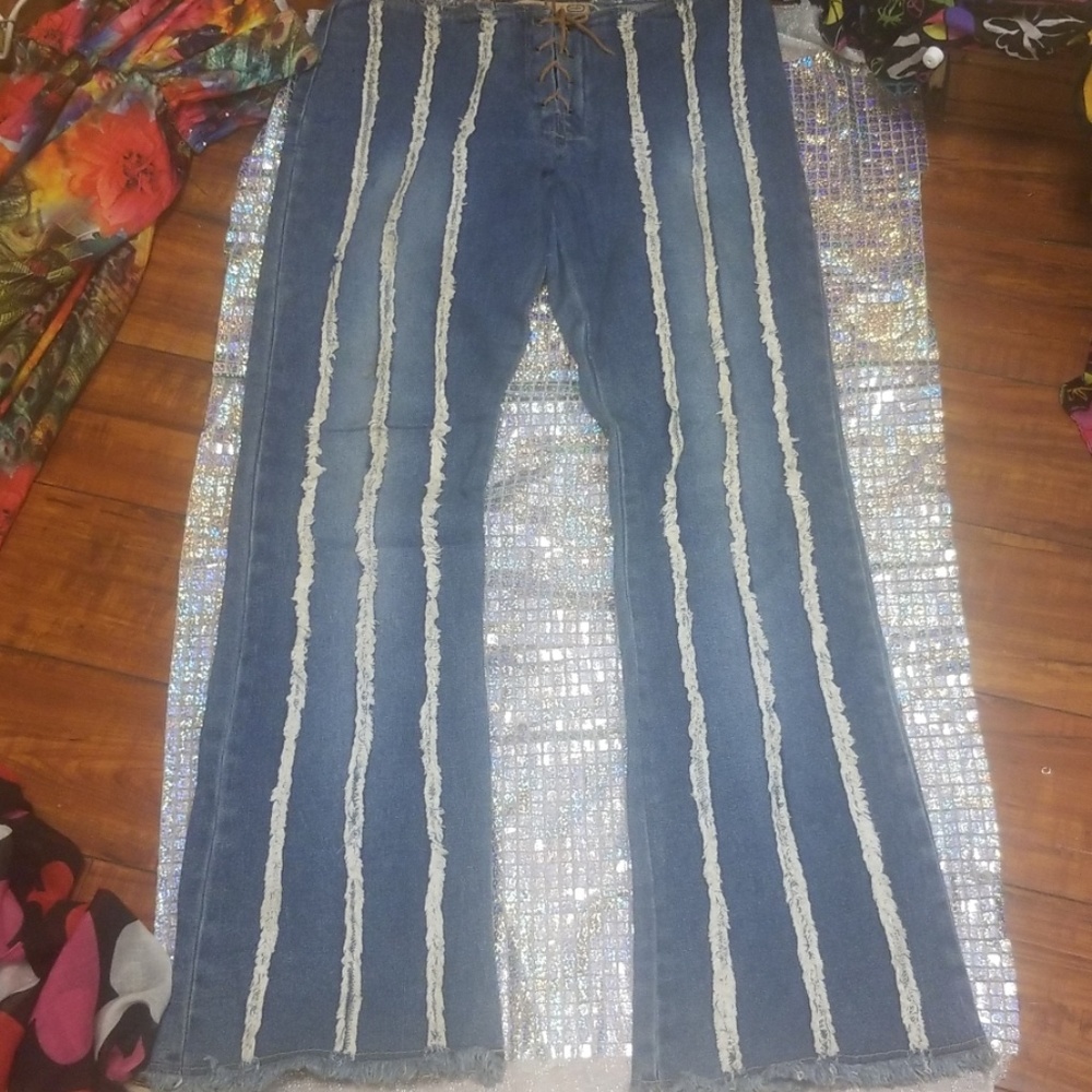 Jeans - Picture 8 of 8